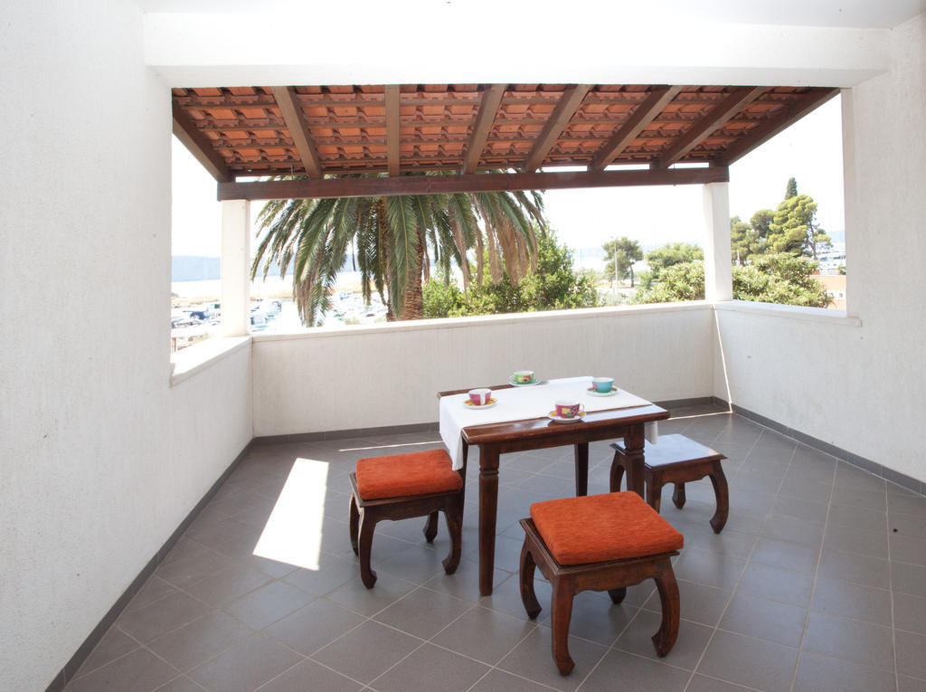 Yacht Beach Apartments Kaštela 客房 照片